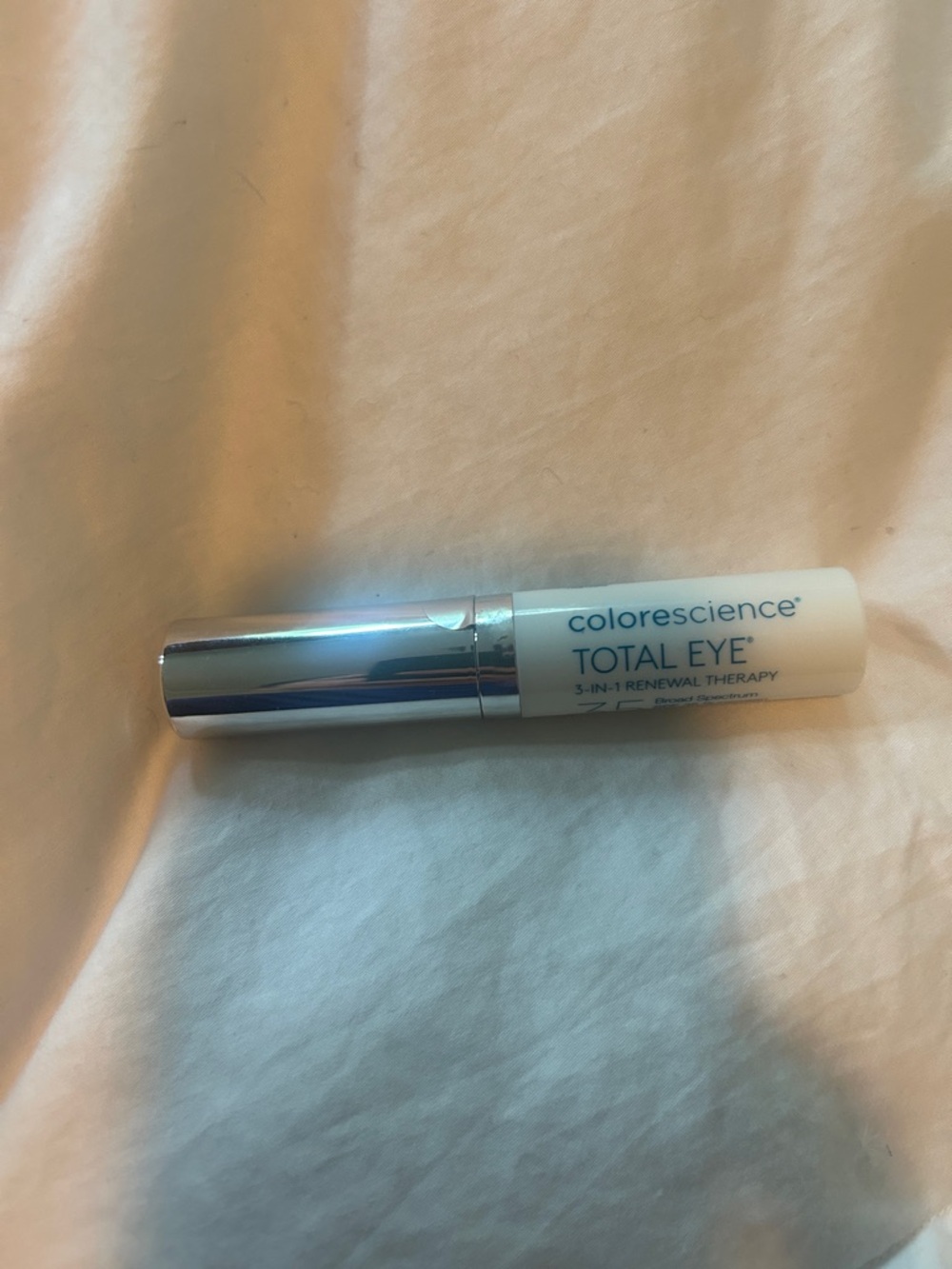 Colorescience Total Eye 3-in-1 Renewal Therapy Eye Primer - Fair shade